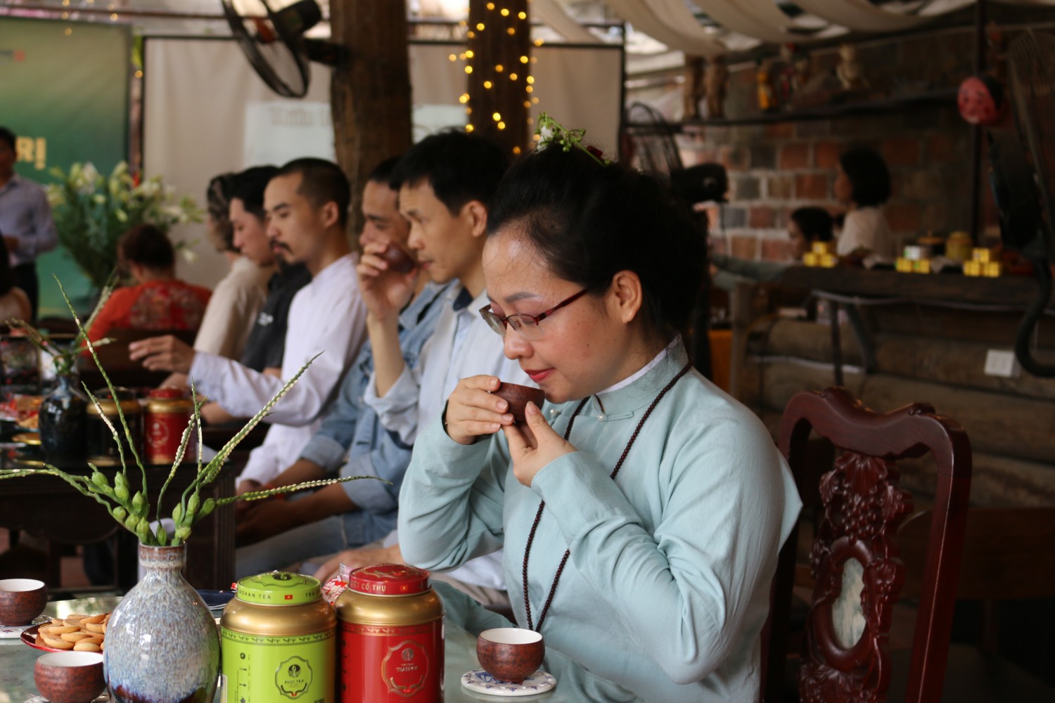 Tra Viet Da Gia Tri 10