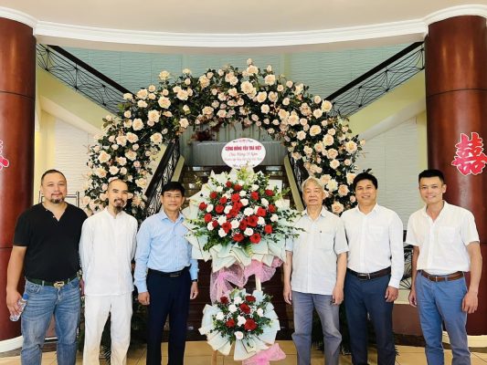 Yeu Tra Viet Chuc Mung 35 Nam Thanh Lap Hhc Viet Nam