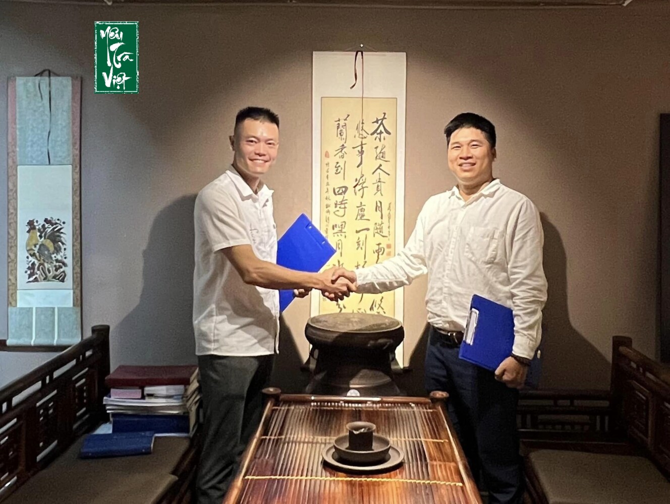 Hop Tac Cung Sen Viet 1