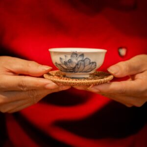 Chén Sứ Vẽ Tay Dáng Cao, Thấp