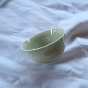 Chén men Celadon – Gốm Văn Lang