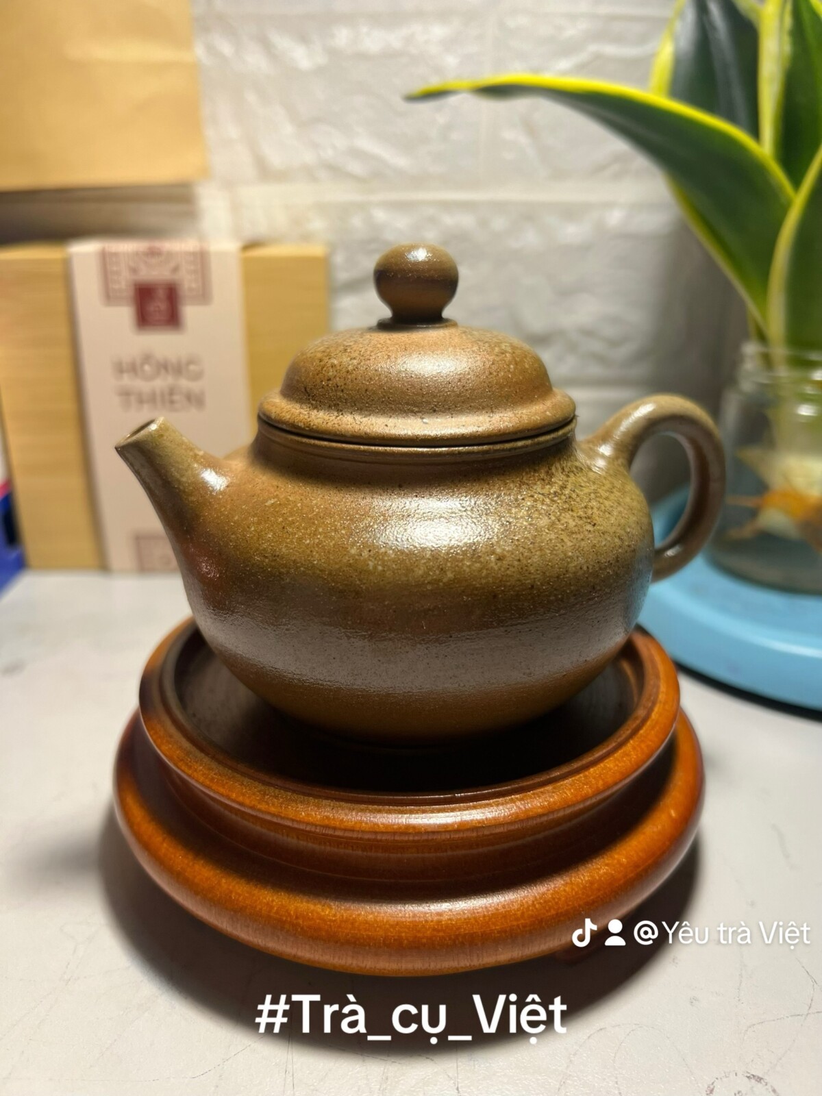 Mua trà cụ Việt ở đâu?