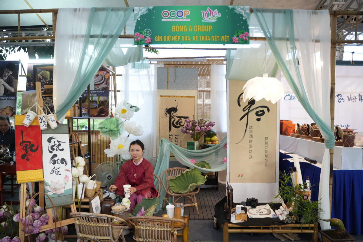 Yêu trà Việt đồng hành cùng Lễ hội Sen Hà Nội trong hoạt động Trà