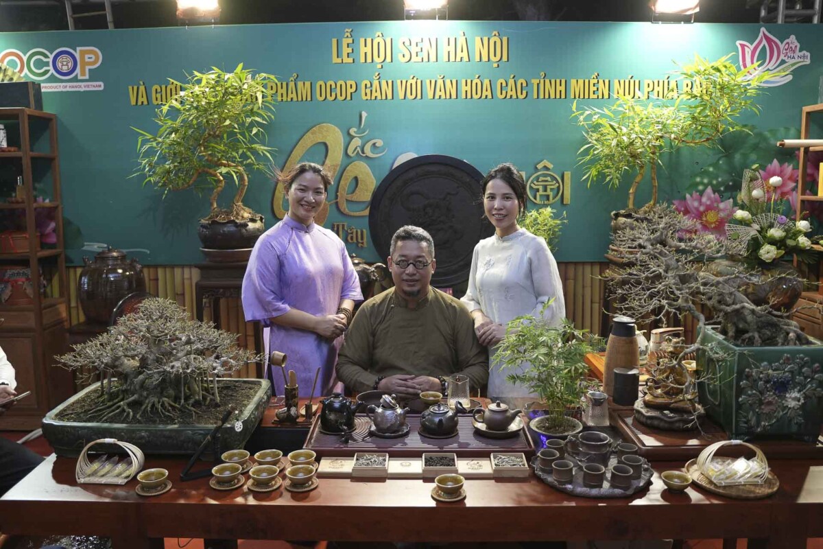 Yêu trà Việt đồng hành cùng Lễ hội Sen Hà Nội trong hoạt động Trà