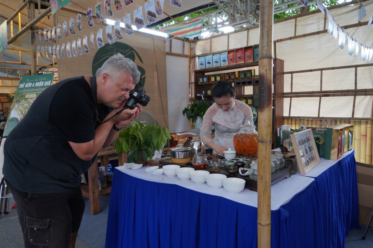 Hành trình lan tỏa Trà Việt tại lễ hội Sen Hà Nội 2024