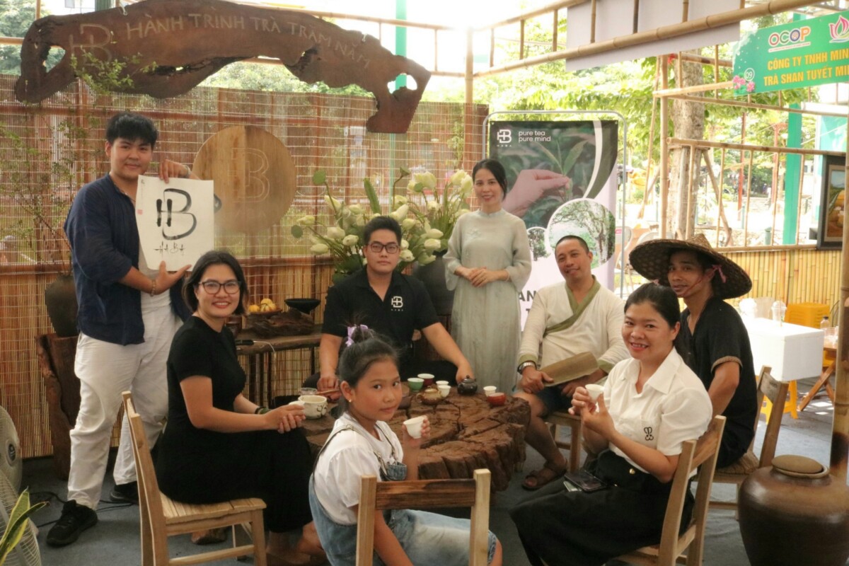 Yêu trà Việt đồng hành cùng Lễ hội Sen Hà Nội trong hoạt động Trà