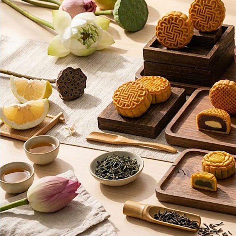 QFarm_TrungThu2026_MamBanhTra_LifestyleTong Set quà Trung Thu 2026 trà Shan Tuyết cổ thụ Suối Giàng và bánh trung thu nhân trà