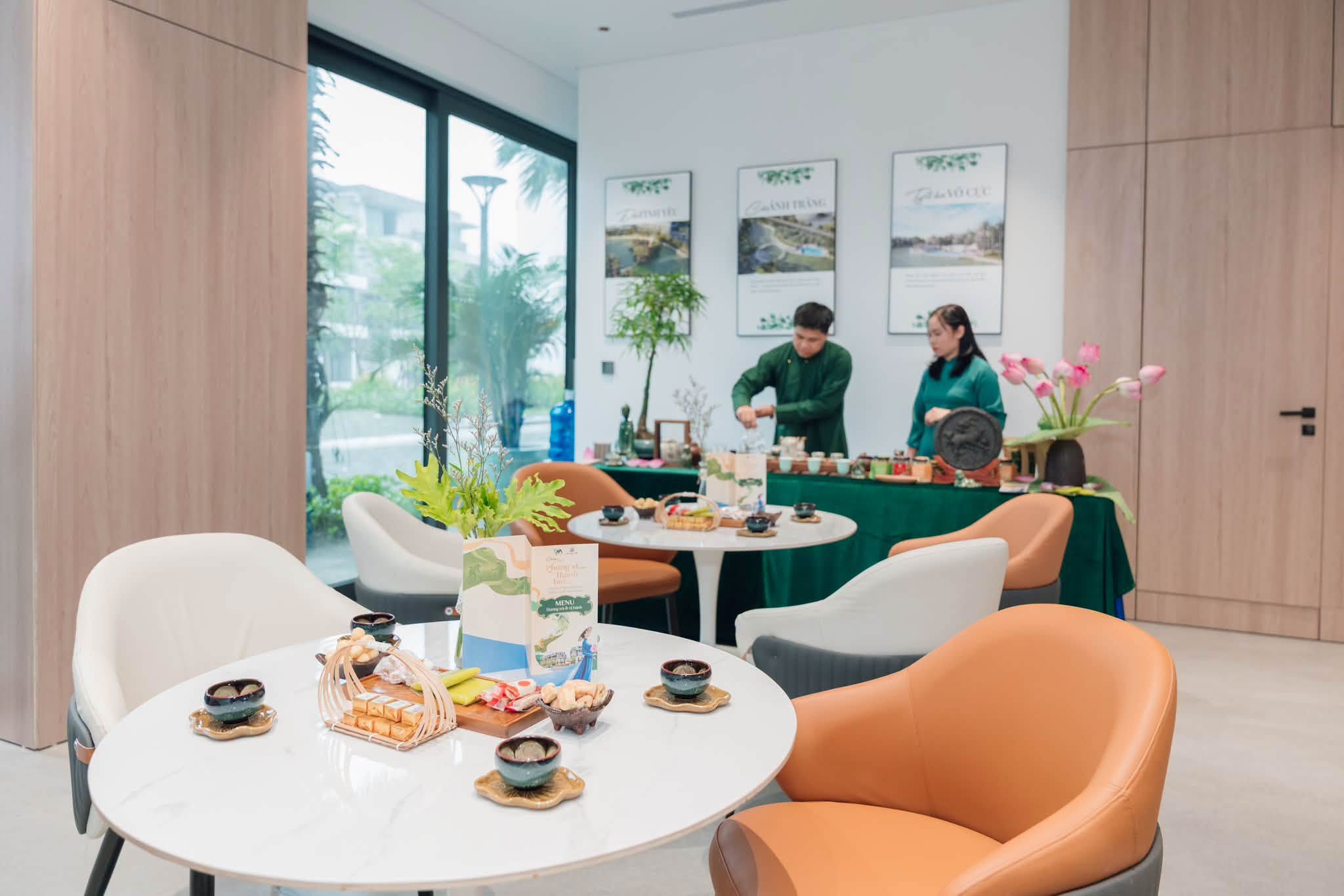 Không gian bàn trà tiệc trà sự kiện doanh nghiệp Yêu Trà Việt setup tinh tế
