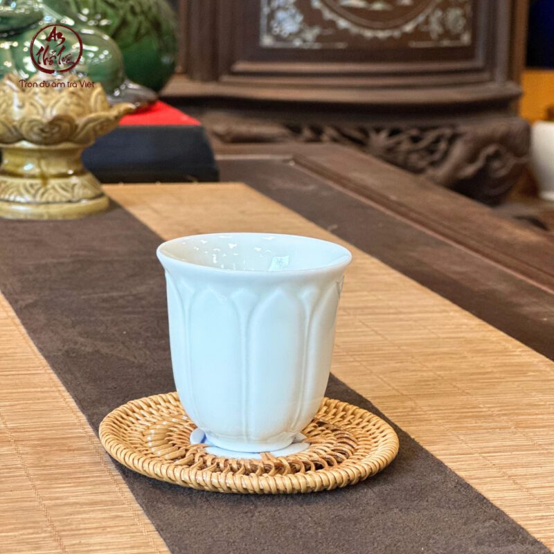 378.jpg Chén Hoa Sen Men Ngọc Men Tro An Thổ Túc