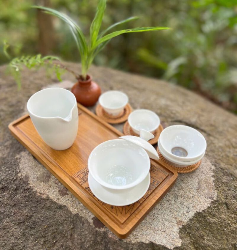 Khay trà trống đồng độc ẩm - đối ẩm