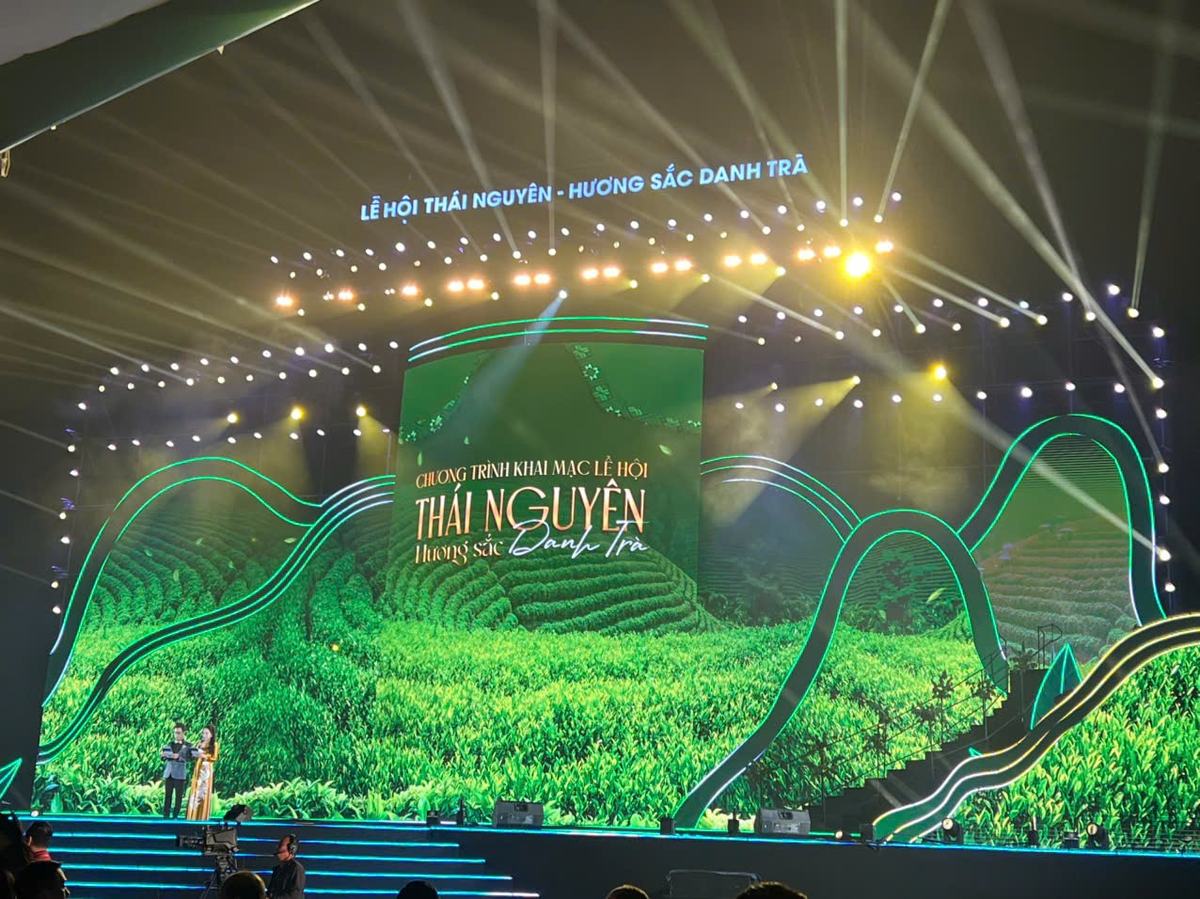 Sân khấu khai mạc Lễ hội Trà Thái Nguyên 2025