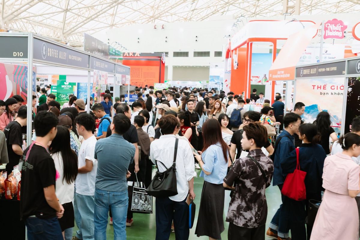 Khách tham quan đông đúc tại Cafe Show Tea Show 2026
