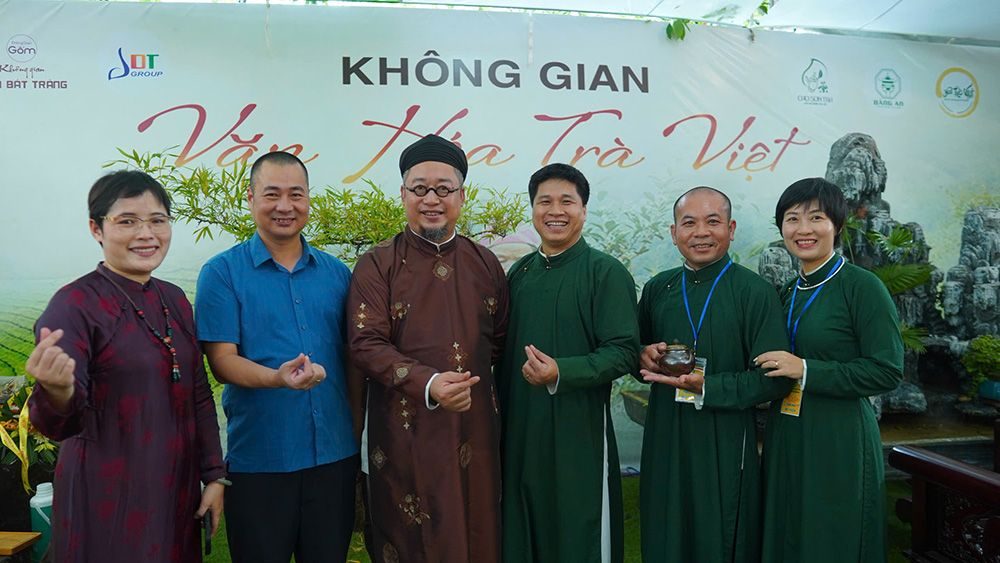 Tổ chức tiệc trà sự kiện - Yêu Trà Việt